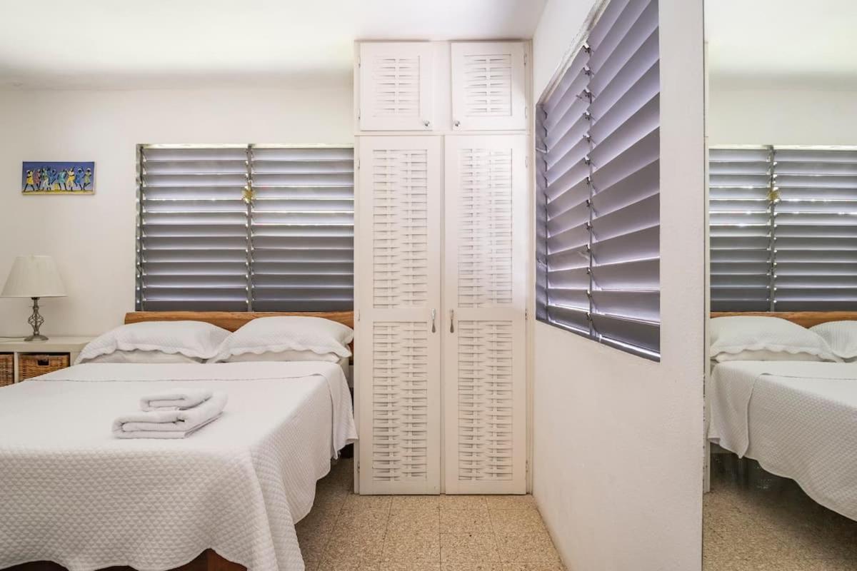 Ancella'S Garden Apartment-Beach-5Min Drive, 1 Hr Montego Bay, 25 Mins Ocho Rios, Continental Breakfast Runaway Bay Exterior photo